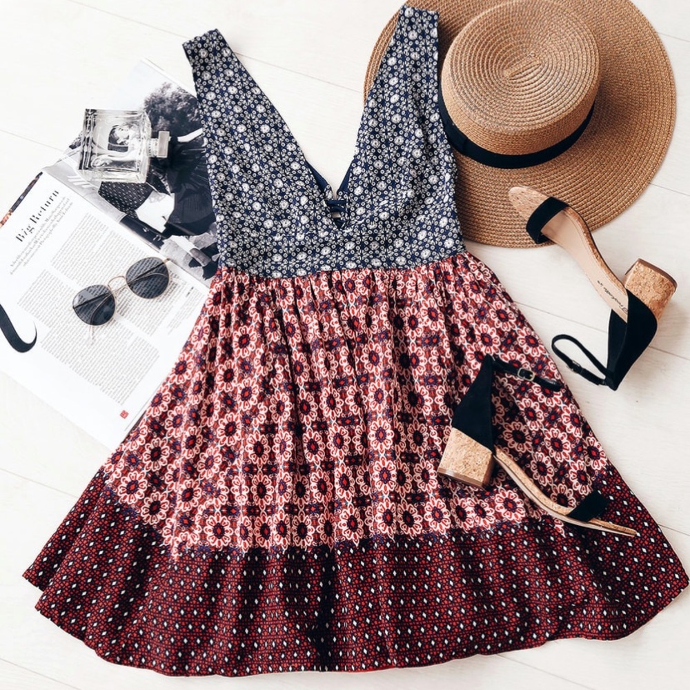 LULU’S La Vie en Roses Navy Blue/Red Floral Print Dress | Size XS | Like…